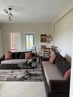 Cozy & Spacious Apartment VLORA